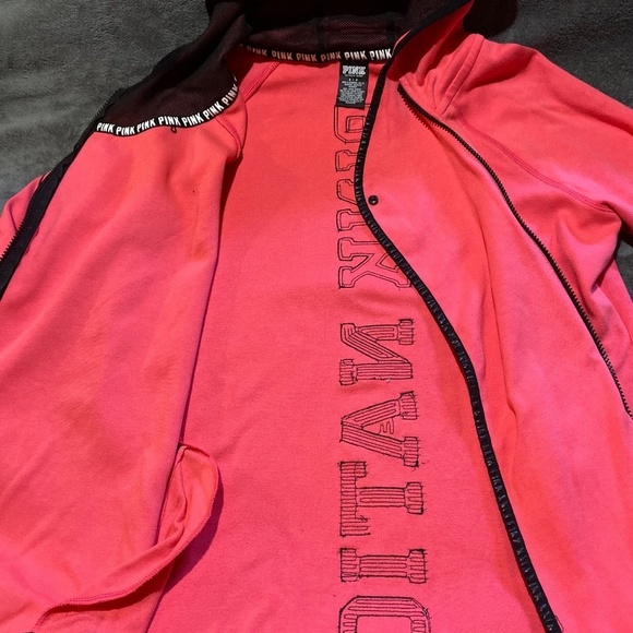 Victoria's Secret PINK NATION Limited Edition Fashion Show 2015 Hoodie - Picture 3 of 5